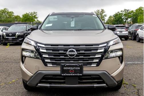 2025 Nissan Rogue SL