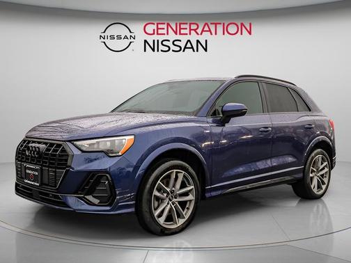 2022 Audi Q3 45 S line Premium