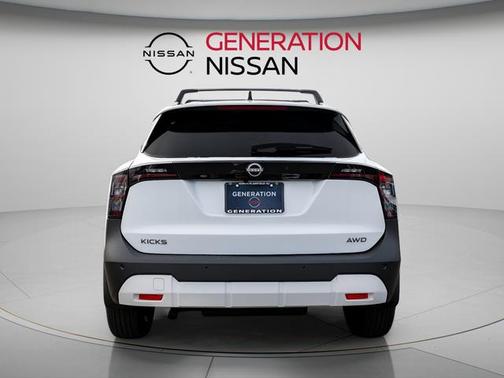 Fresh Powder 2026 Nissan Kicks SV