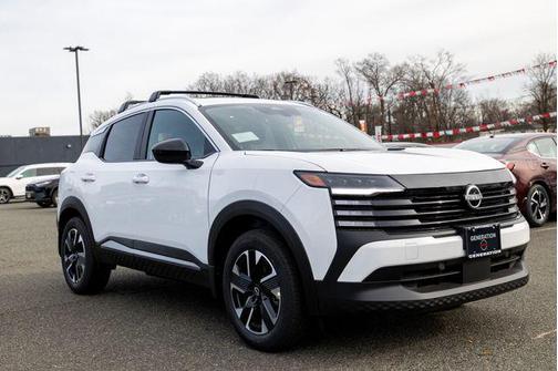 2026 Nissan Kicks SV