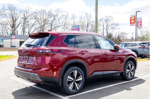 2025 Nissan Rogue SL