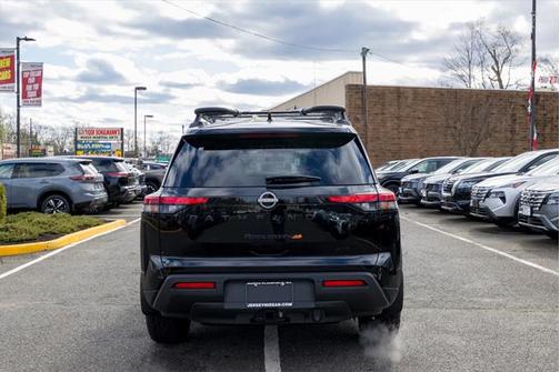 2025 Nissan Pathfinder Rock Creek 4WD