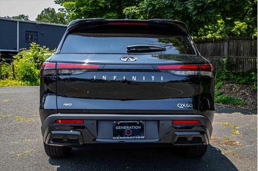 2024 INFINITI QX60 Luxe
