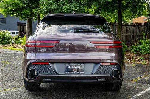 2022 Genesis GV70 2.5T AWD