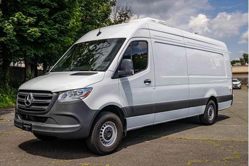 2024 Mercedes-Benz Sprinter 2500 High Roof