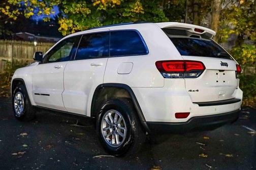 2020 Jeep Grand Cherokee Laredo