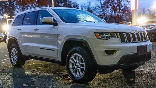 2020 Jeep Grand Cherokee Laredo