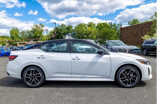 2025 Nissan Sentra SR
