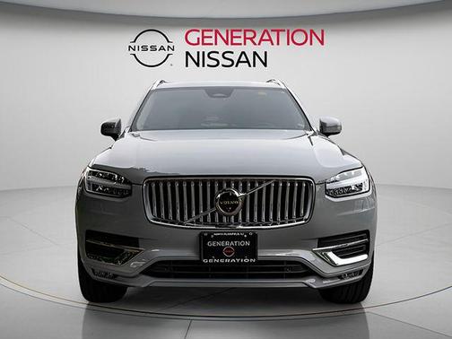 Vapour Gray 2024 Volvo XC90 B6 Plus Bright Theme 6-Seater
