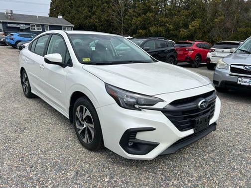 Crystal White Pearl 2025 Subaru Legacy Premium