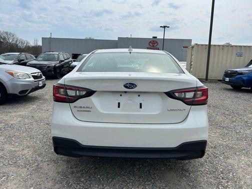 Crystal White Pearl 2025 Subaru Legacy Premium