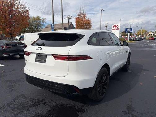 2022 Jaguar F-PACE P250 S