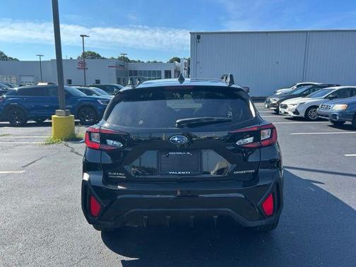 Crystal Black Silica 2024 Subaru Crosstrek Premium