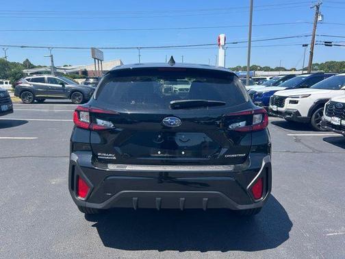 Crystal Black Silica 2024 Subaru Crosstrek Base