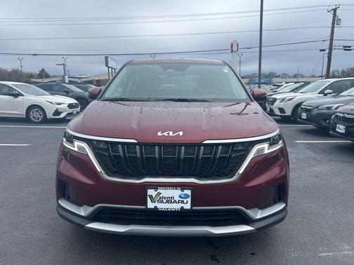 2024 Kia Carnival LX