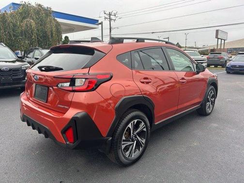 Sun Blaze Pearl 2024 Subaru Crosstrek Premium