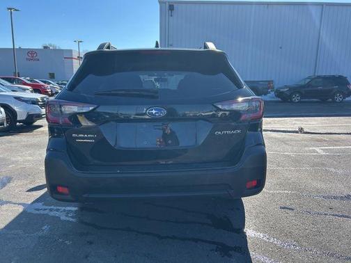 2023 Subaru Outback Premium