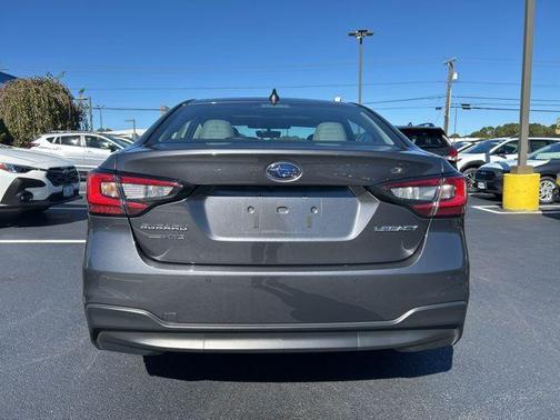 2023 Subaru Legacy 
