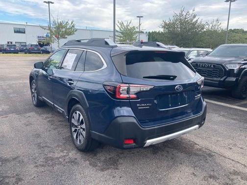 2023 Subaru Outback Touring XT