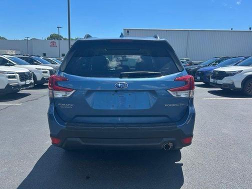 Horizon Blue Pearl 2023 Subaru Forester Limited