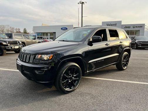 2018 Jeep Grand Cherokee Altitude