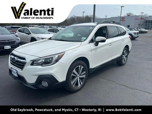 Crystal White Pearl 2019 Subaru Outback 2.5i Limited