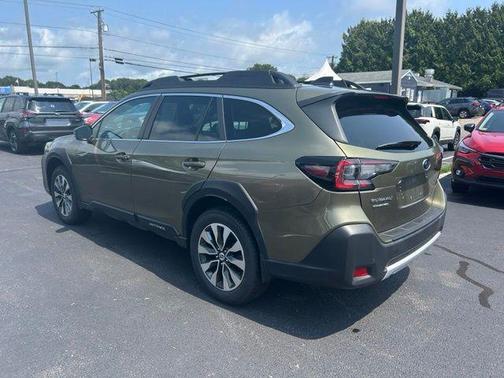 Autumn Green Metallic 2024 Subaru Outback Limited