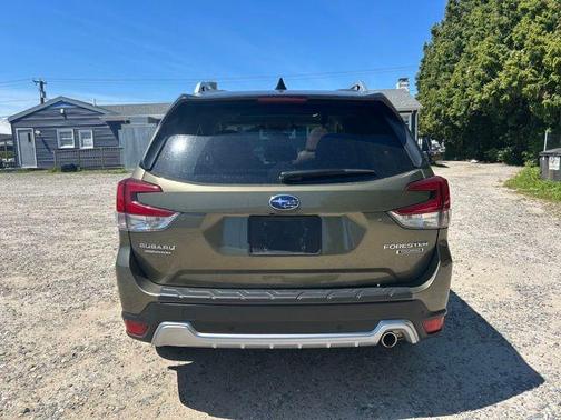 Autumn Green Metallic 2024 Subaru Forester Touring