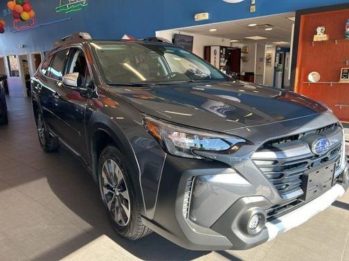 2025 Subaru Outback Touring XT