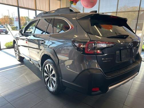 2025 Subaru Outback Touring XT