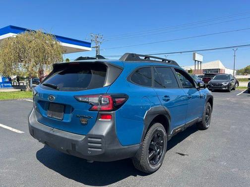 Geyser Blue 2022 Subaru Outback Wilderness