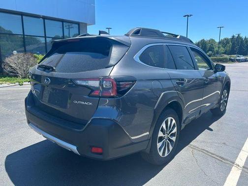 Magnetite Gray Metallic 2025 Subaru Outback Limited