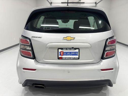 2020 Chevrolet Sonic FWD Hatchback 1FL 5-Door