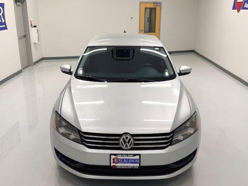 Reflex Silver Metallic 2014 Volkswagen Passat 1.8T S