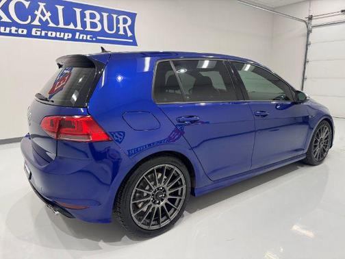 2016 Volkswagen Golf R 4-Door w/DCC & Navigation