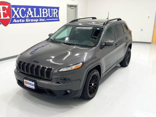 2016 Jeep Cherokee Sport