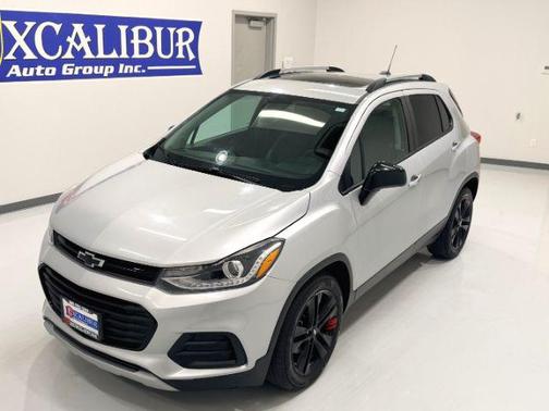 Summit White 2018 Chevrolet Trax LT