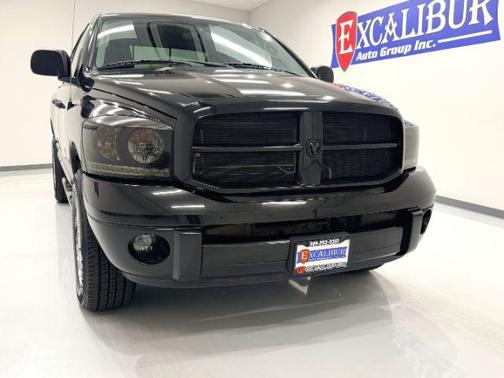 Brilliant Black Crystal PC/Light Khaki Met CC 2008 Dodge Ram 1500 SLT Quad Cab