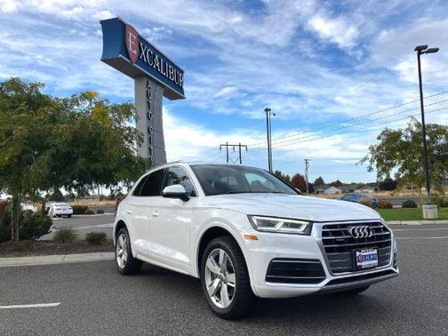 2018 Audi Q5 2.0T Premium Plus