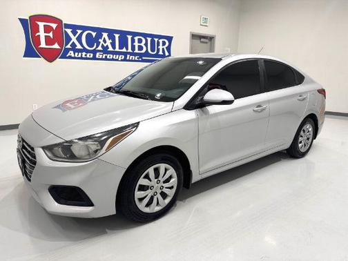 2019 Hyundai Accent SE
