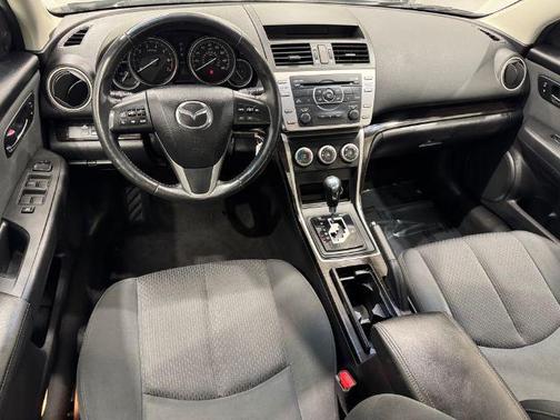 2013 Mazda Mazda6 i Touring