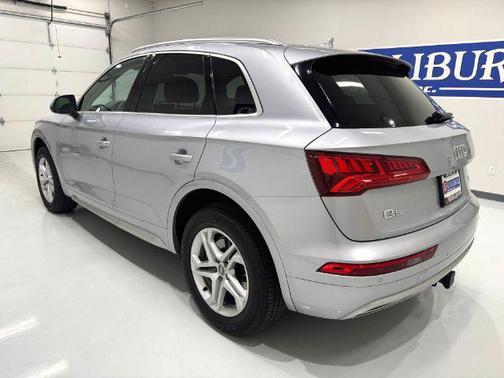 2018 Audi Q5 2.0T Premium Plus