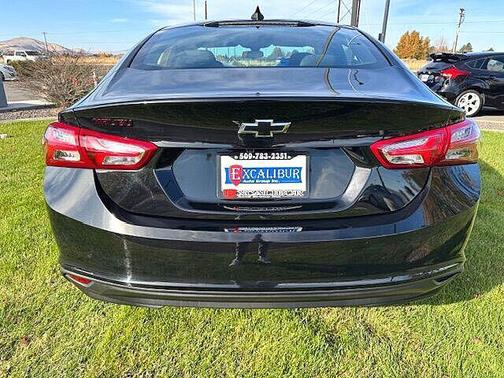 2021 Chevrolet Malibu FWD LT