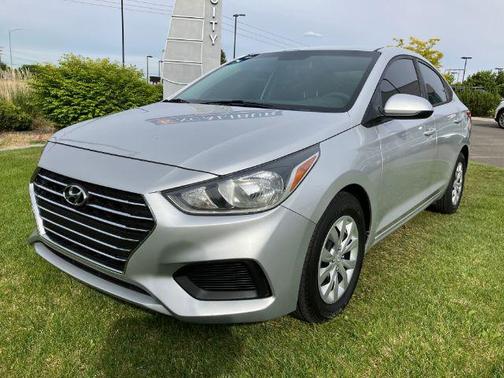 2020 Hyundai Accent SE