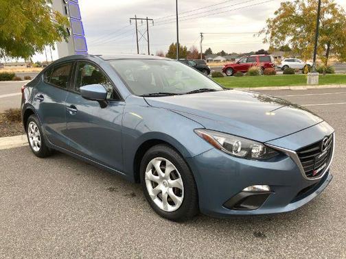 2015 Mazda Mazda3 i Sport