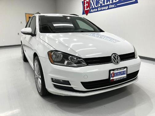 2015 Volkswagen Golf SportWagen TDI SE 4-Door