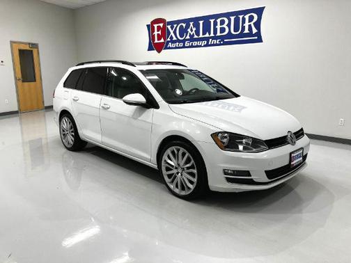2015 Volkswagen Golf SportWagen TDI SE 4-Door