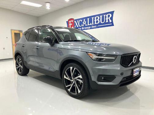 2019 Volvo XC40 T5 R-Design