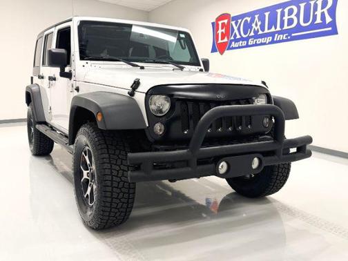 Bright White Clearcoat 2014 Jeep Wrangler Unlimited Sport