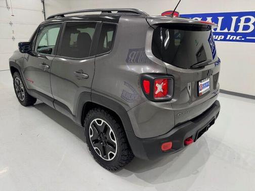 2016 Jeep Renegade Trailhawk